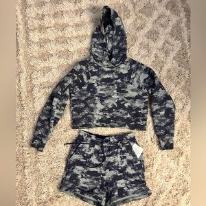 NWT Lululemon Loungeful Outfit
